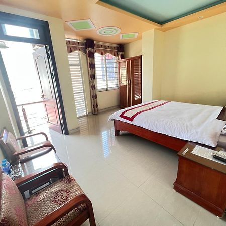 Huy Hoang Hotel Dong Van  Kültér fotó